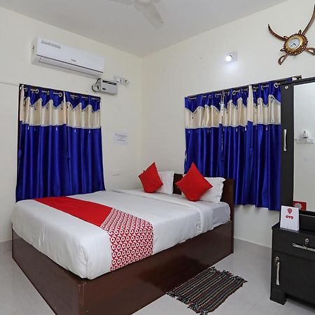 בובנשוואר Hotel O M.S Villa מראה חיצוני תמונה